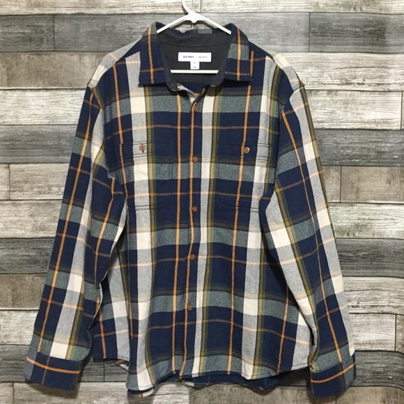 Old Navy Regular Fit Thick Flannel Shirt Men’s XXL Navy Blue Plaid Button Up - Picture 3 of 8